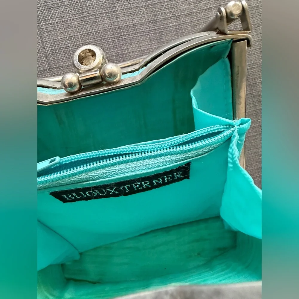 N/A stylish turquoise